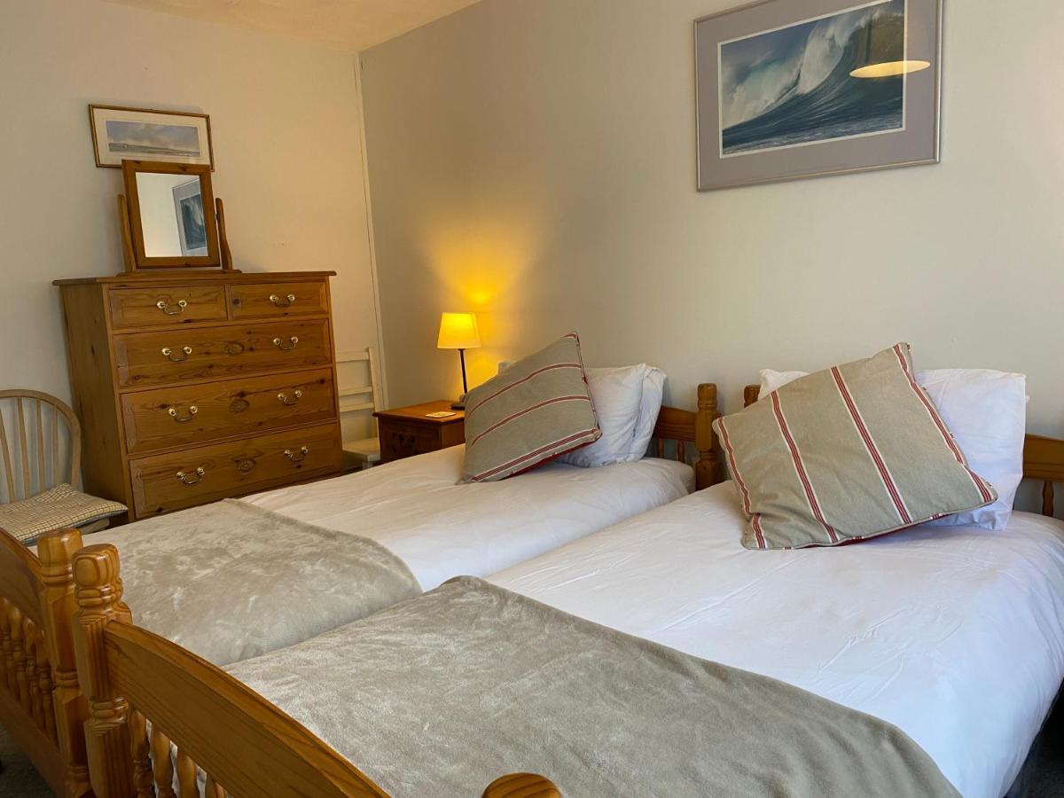 Trafalgar, Lovely Ground Floor Flat With Outside Patio Garden, Minutes Walk To Seafront 시뷰 외부 사진